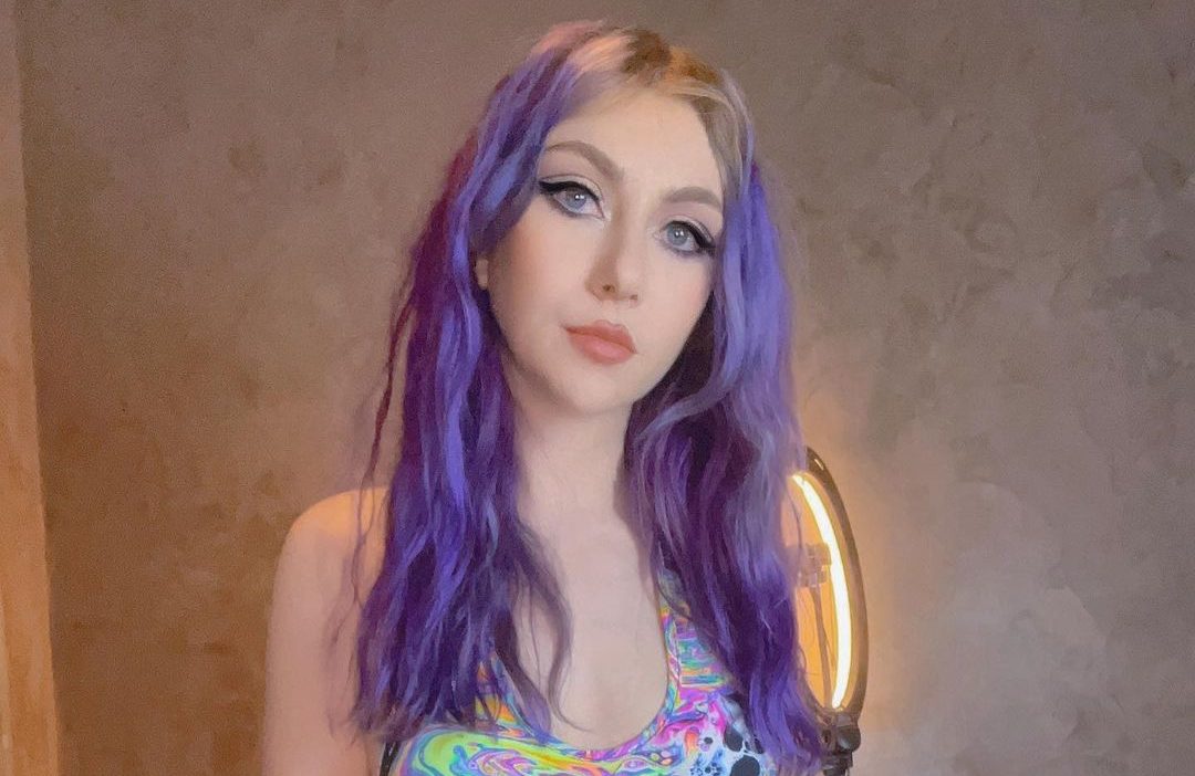 Justa Minx (Streamer) Age, Height, Bio, Net Worth, Parents, Ethnicity, Wiki  & More